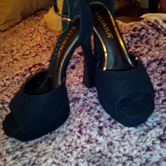 Liliana High Heels BRAND SPANKING NEW - Picture 1 of 3